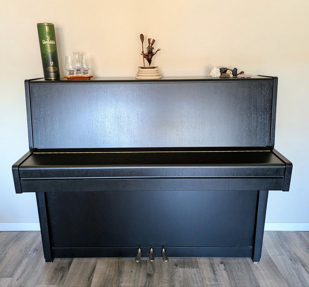 Piano Schlögl 118 Moderna (goede staat - stemming nodig), Enlèvement, Utilisé, Noir, Piano