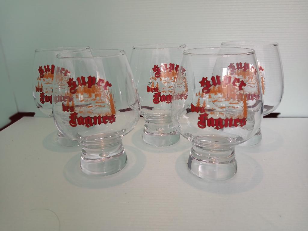 Cinq anciens verres SUPER DES FAGNES  bruns en parfait etat, Collections, Enlèvement ou Envoi, Comme neuf, Verre ou Verres, Autres marques