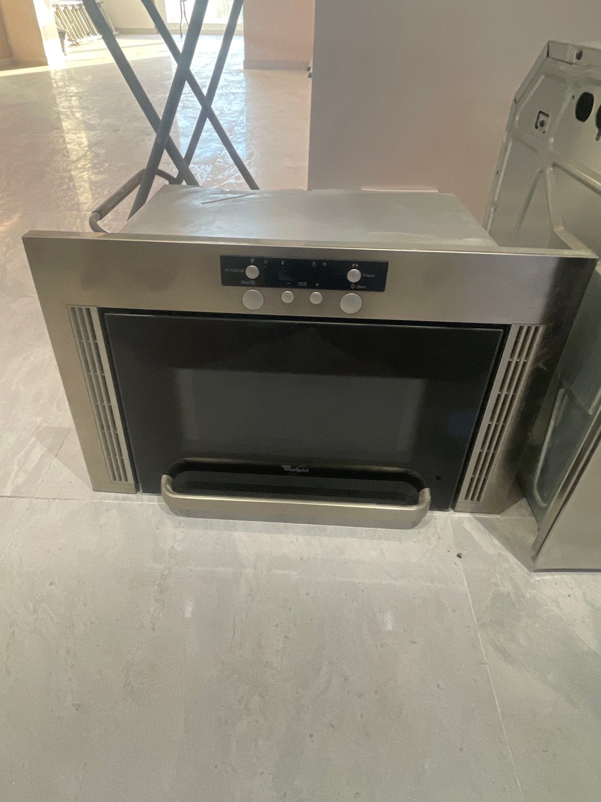 Micro onde encastrable, Encastré, Comme neuf, Enlèvement, Air chaud