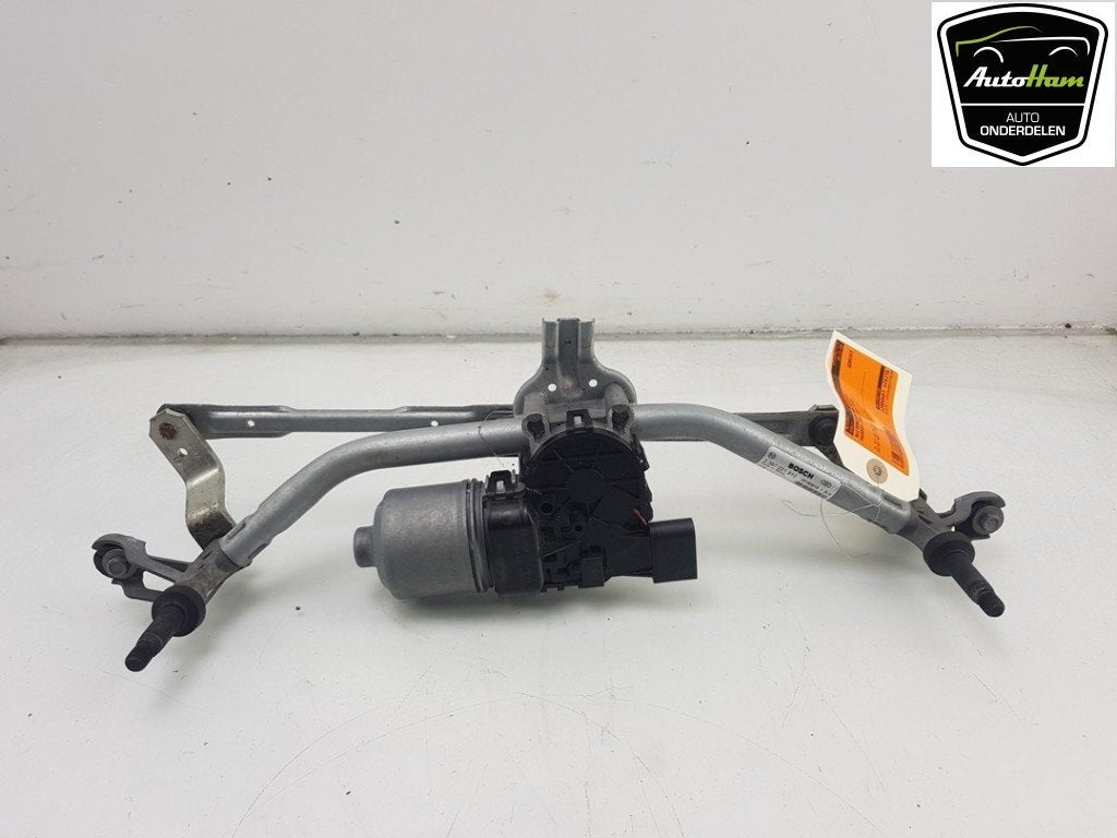 MOTEUR + TRINGLERIE ESSUIE GLACE AVANT Peugeot 2008 (CU), Robert Bosch AG, Utilisé, Robert-Bosch-Allee 1
74232  Abstatt, DE, Engineering@bosch.com