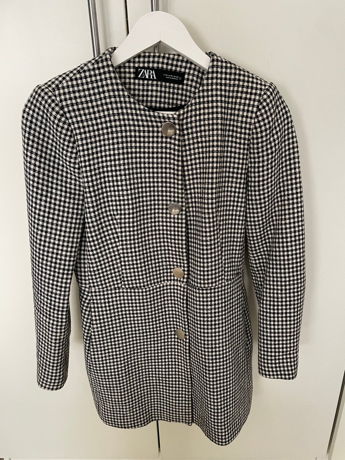 Mooi vestje merk Zara M, Maat 38/40 (M), Zwart, Ophalen of Verzenden, Zo goed als nieuw