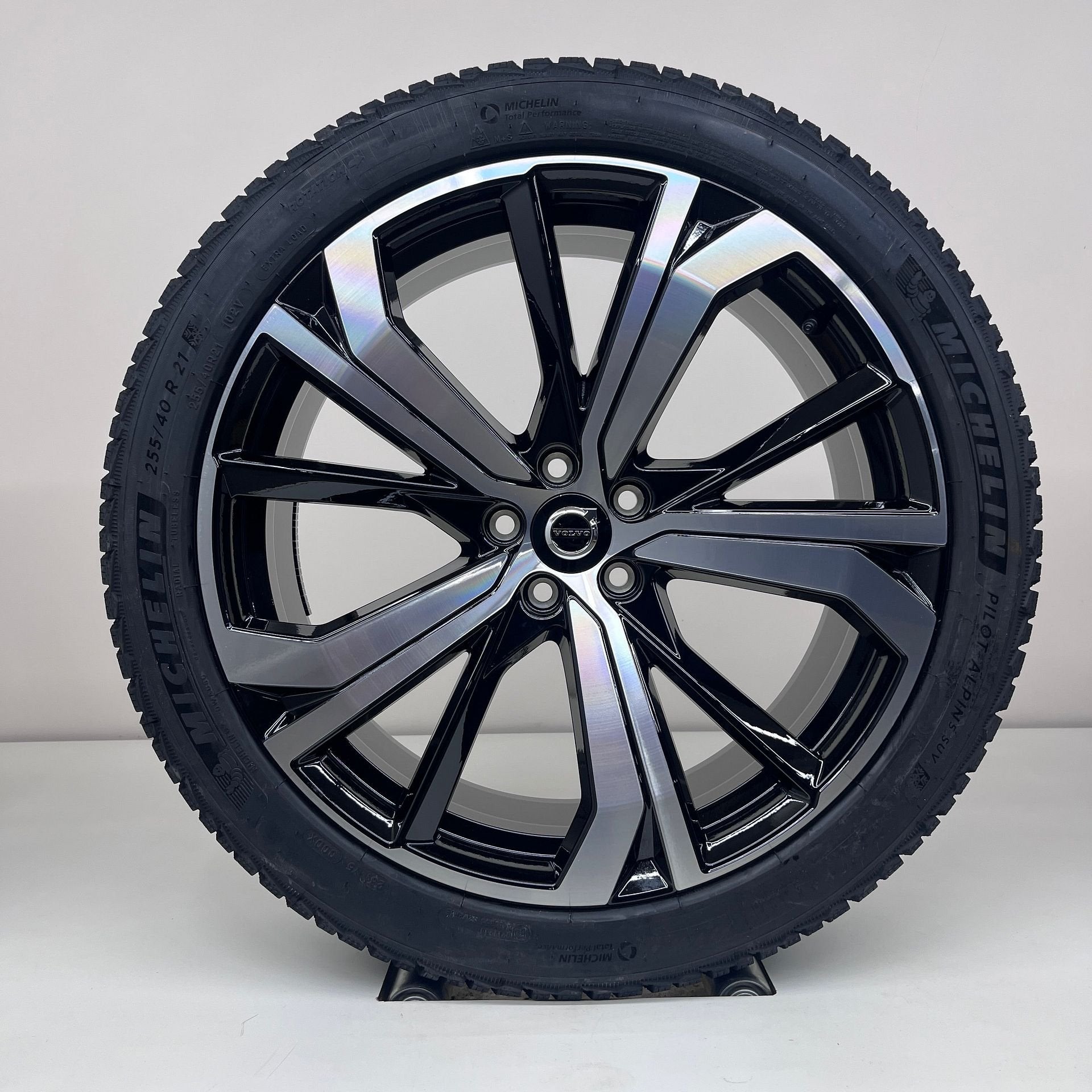 Volvo XC60 - 21 inch - winterbanden NIEUW, Autos : Pièces & Accessoires, Neuf, Pneus et Jantes, Pneus hiver, 255 mm