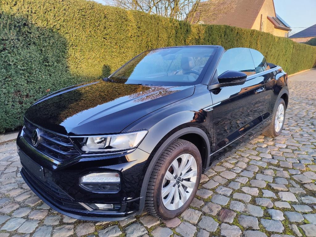 Volkswagen T-Roc Cabriolet 1.5 TSI R-Line OPF DSG, https://public.car-pass.be/vhr/eefbbe83-1143-4531-af34-ed50f708b289?lang=nl