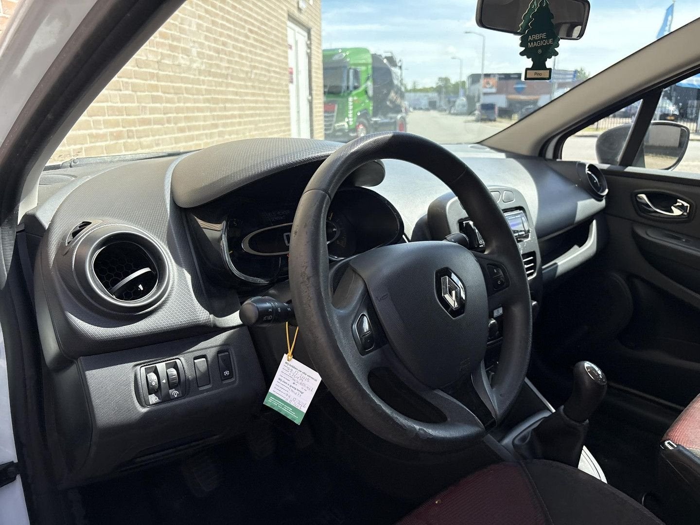 Renault Clio 1.5 dCi ECO Authentique | € 2.850,- NETTO! | Cr, Auto's, Renault, Start-stop-systeem, Wit, Bedrijf, 82 g/km