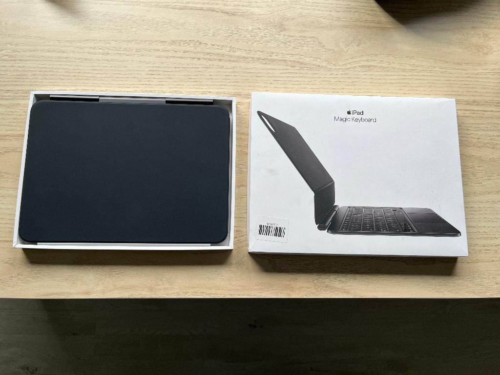 Apple iPad Pro M4/M5 Magic Keyboard Azerty, Computers en Software, Apple iPads, Ophalen of Verzenden, Zo goed als nieuw, Apple iPad