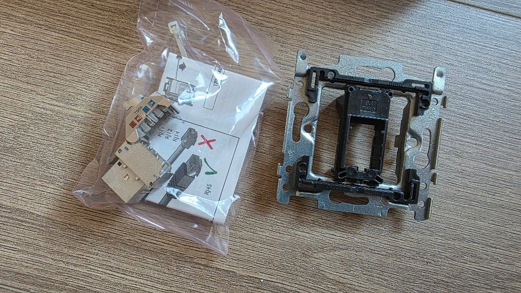 Niko - socket - 1x RJ45 STP Cat. 6A 170-66277, Bricolage & Construction, Enlèvement ou Envoi, Neuf, Autres marques, Interrupteur