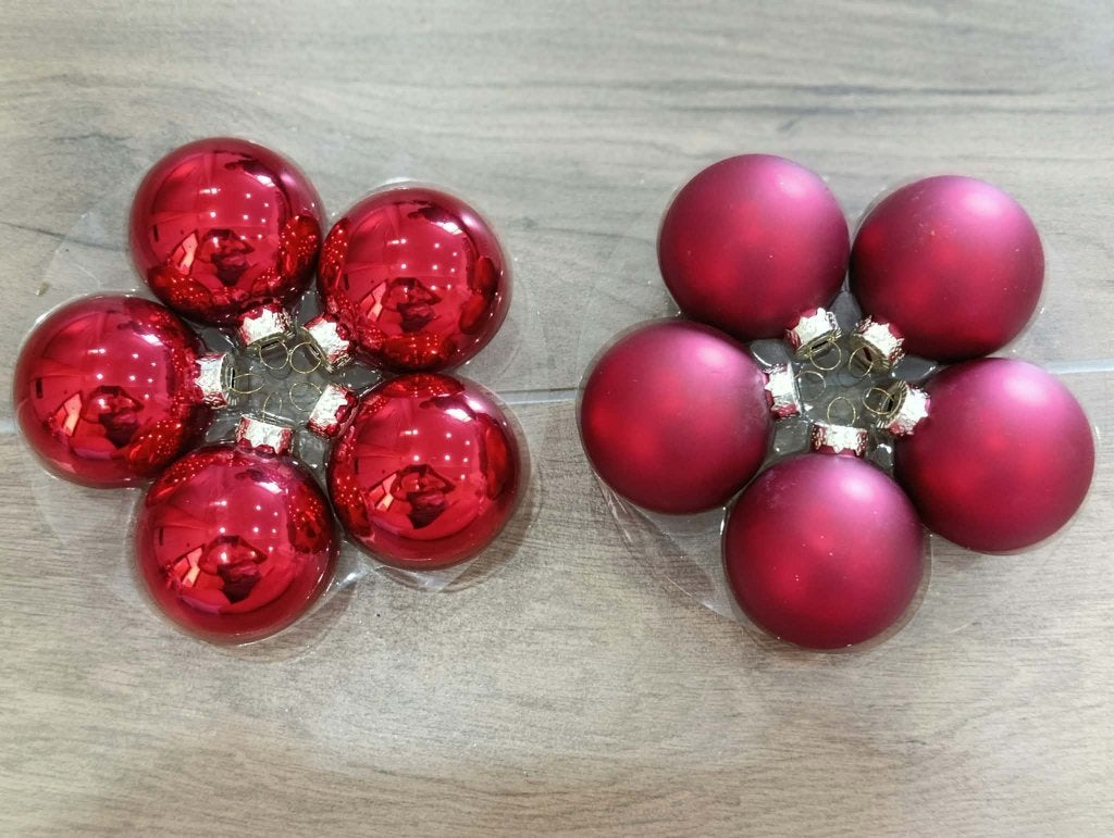 10 boules de Noël rouges (5 brillantes & 5 mates), Ø 6 cm, Ophalen, Zo goed als nieuw