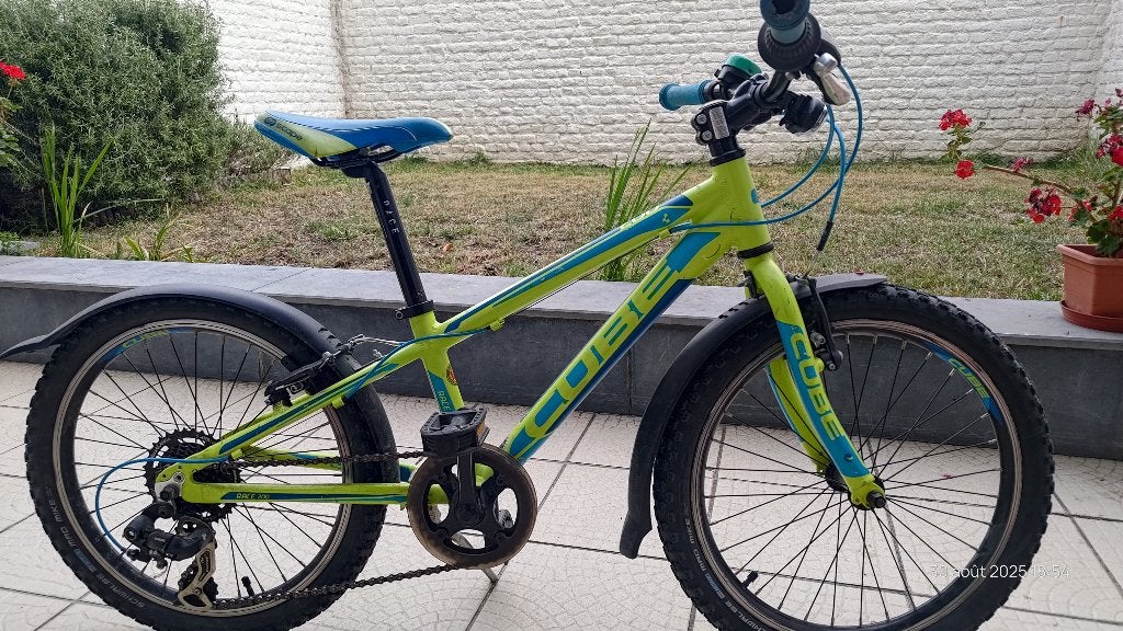 VELO ENFANTS, Ophalen, 20 inch of meer, Gebruikt, Velgrem