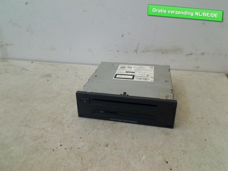RADIO Volkswagen Golf Sportsvan (AUVS) (5G0035819A), Autos : Pièces & Accessoires, Volkswagen, Volkswagen AG, Utilisé, Kundenbetreuung@volkswagen.de