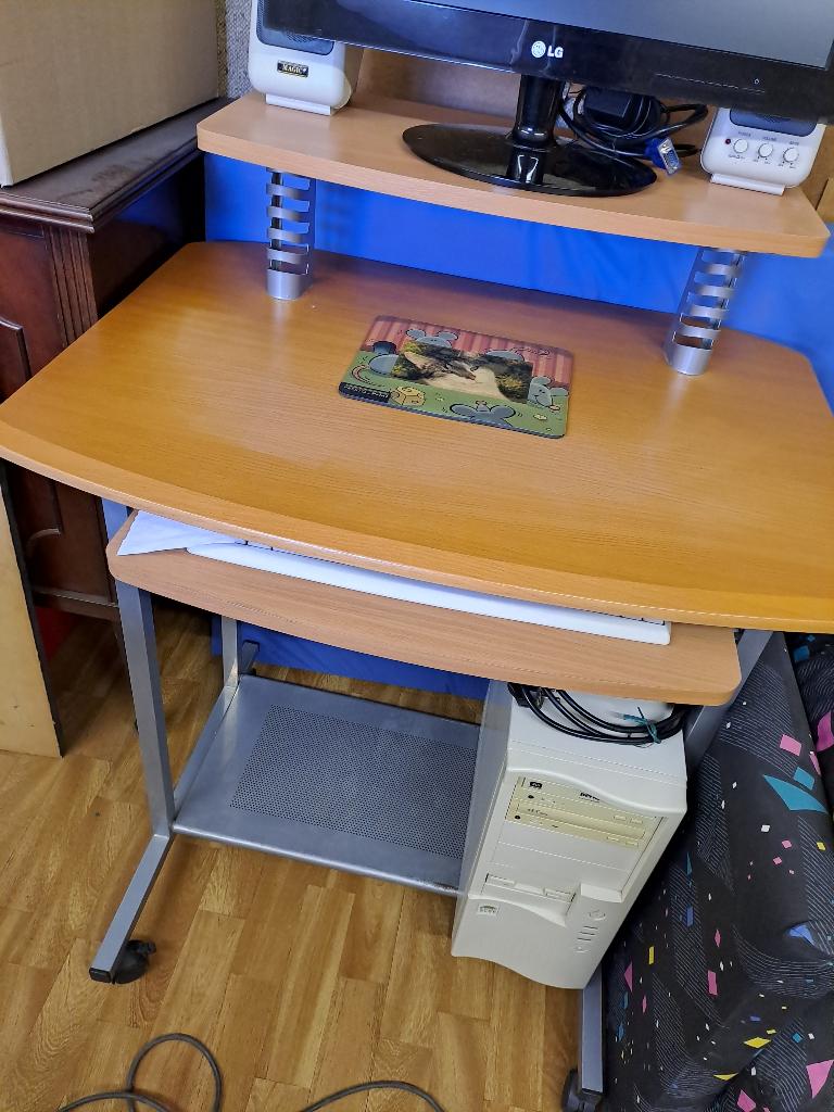 computertafel bureau, Maison & Meubles, Bureaux, Rehausseur, Autres marques, Bureau d'ordinateur, Utilisé