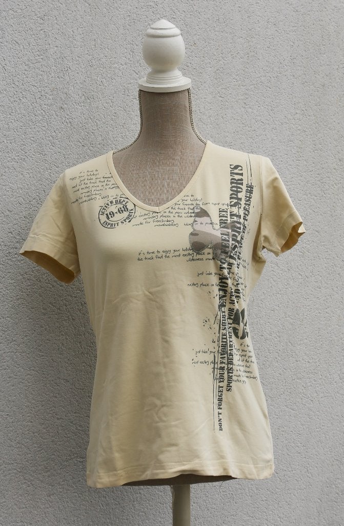 Mooi zeer lichtgeel Esprit T-shirt XL, Geel, Maat 42/44 (L), Ophalen of Verzenden, Zo goed als nieuw