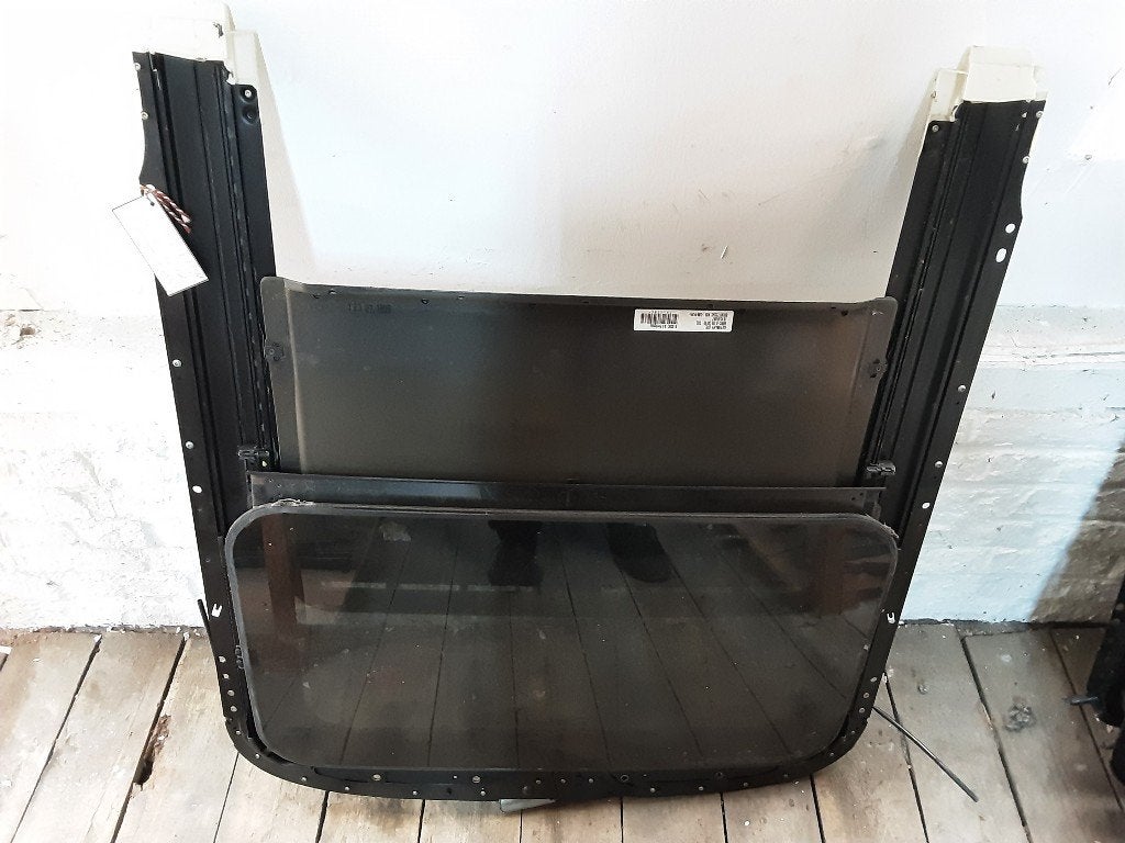 TOIT OUVRANT Volkswagen Golf IV (1J1) (01-1997/06-2005), Volkswagen, Volkswagen AG, Utilisé, Kundenbetreuung@volkswagen.de