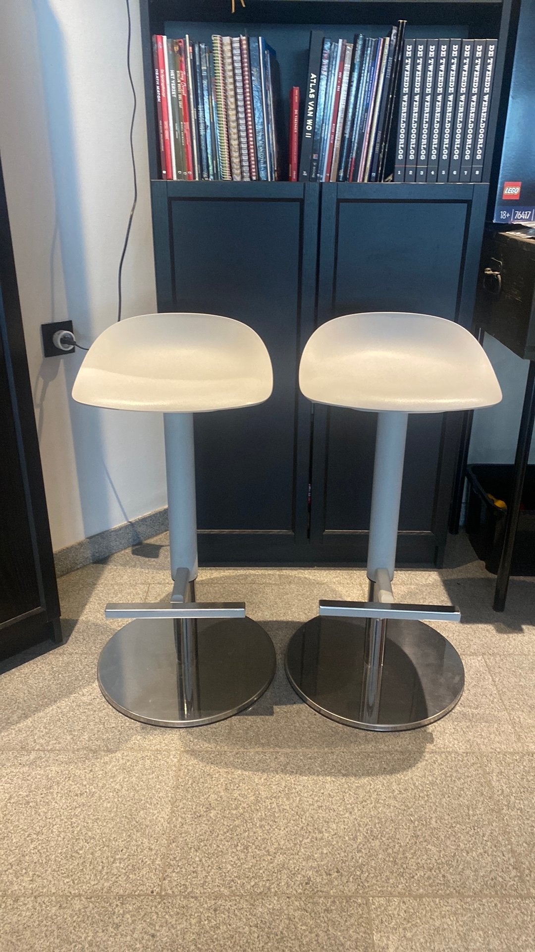 2 x tabouret de bar Janinge Ikea, Maison & Meubles, Tabourets de bar, Comme neuf, 90 cm ou plus, Synthétique, Métal, 2 tabourets