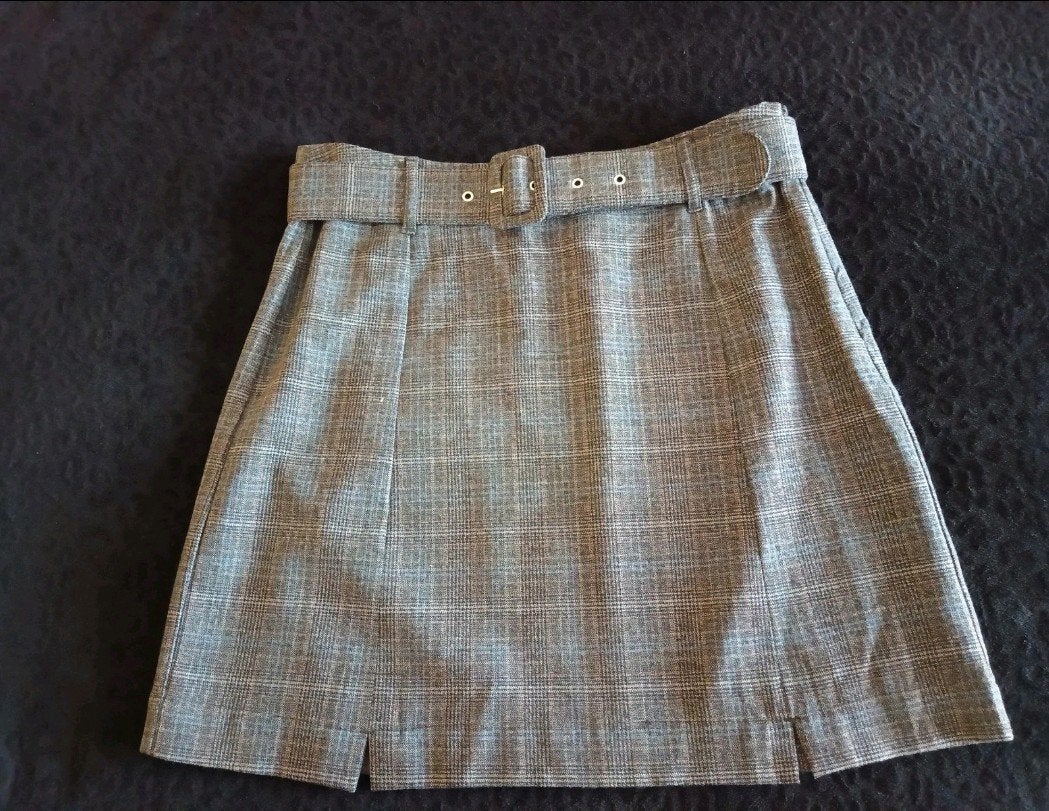 Mini-jupe grise à carreaux avec ceinture - taille 42, Kleding | Dames, Ophalen of Verzenden