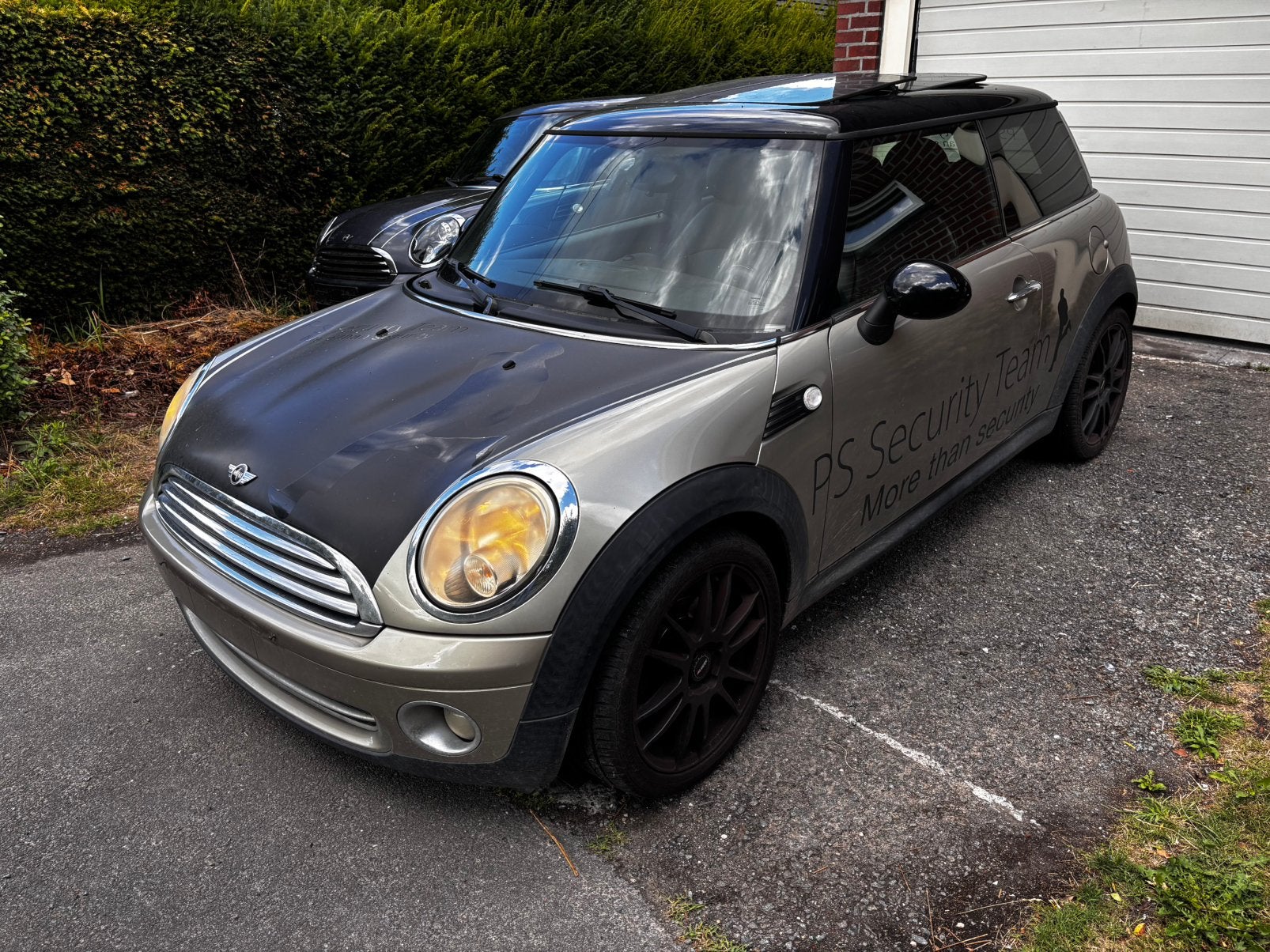 MINI COOPER ~ EURO4 ~1,6 ~ essence ~ 120pk ~ export/commerce, Achat, 129 g/km, Entreprise, Noir