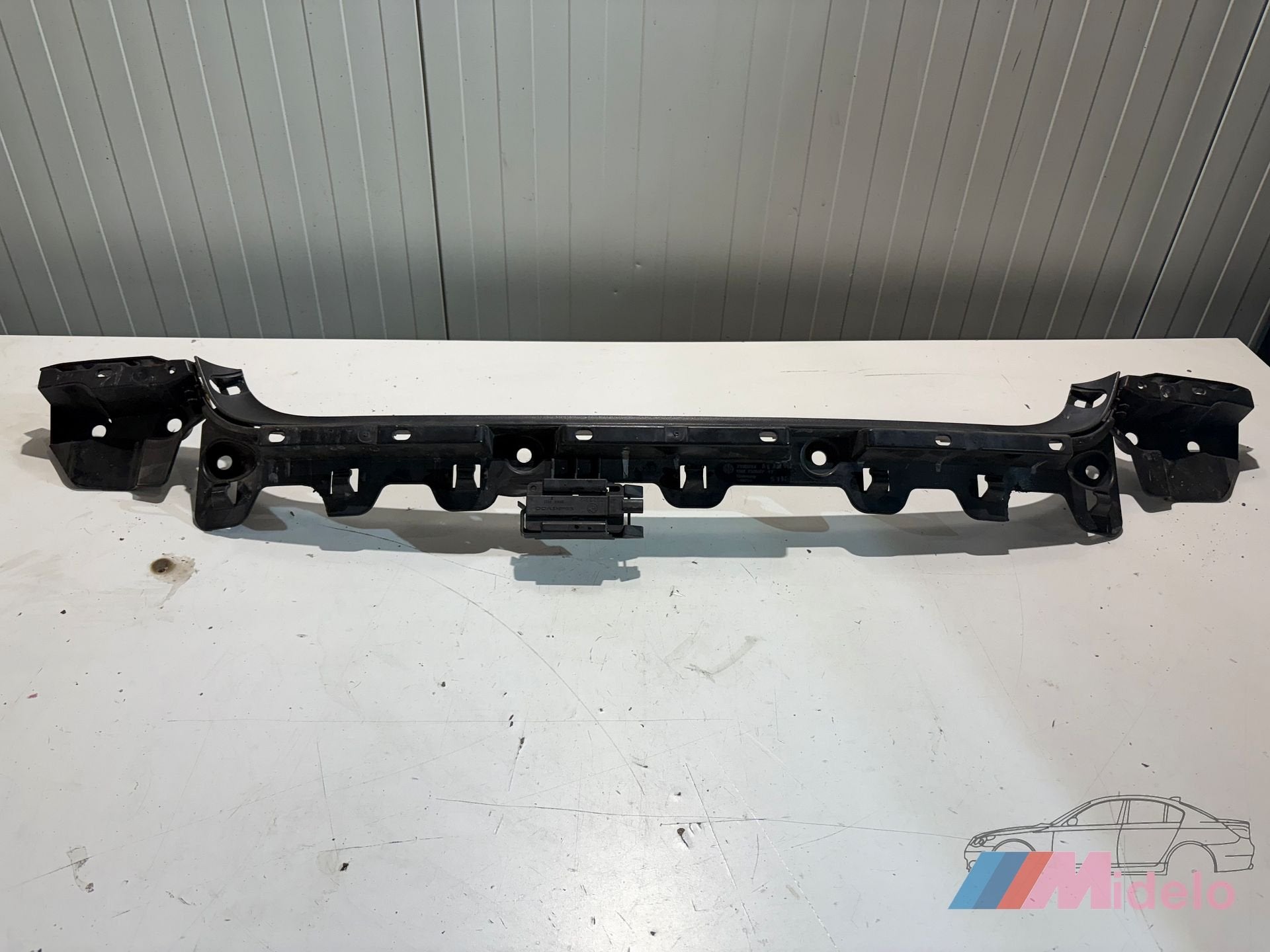 BMW E92 BUMPERGELEIDER ACHTERZIJDE 7128247, -, Utilisé, -, Enlèvement ou Envoi