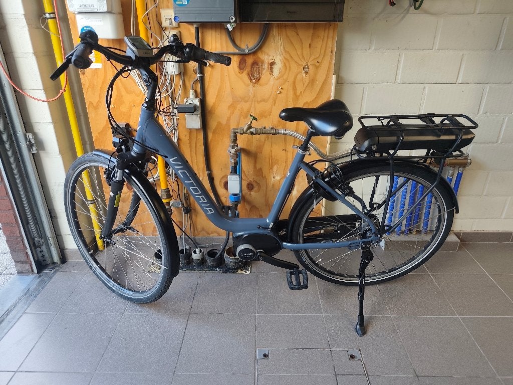 mooie Elektrische damesfiets Merk Victoria Bosch Active, Zo goed als nieuw, 47 tot 51 cm, 50 km per accu of meer, Ophalen