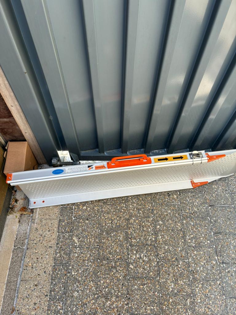 2 oprijplaten, Auto diversen, Autogereedschap, Ophalen, Gebruikt