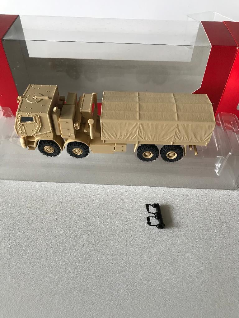 MERCEDES-BENZ ACTROS 8x8 MILITAIRE ZANDKLEUR - HERPA - 1:87, Verzenden, Nieuw, Bus of Vrachtwagen, Herpa