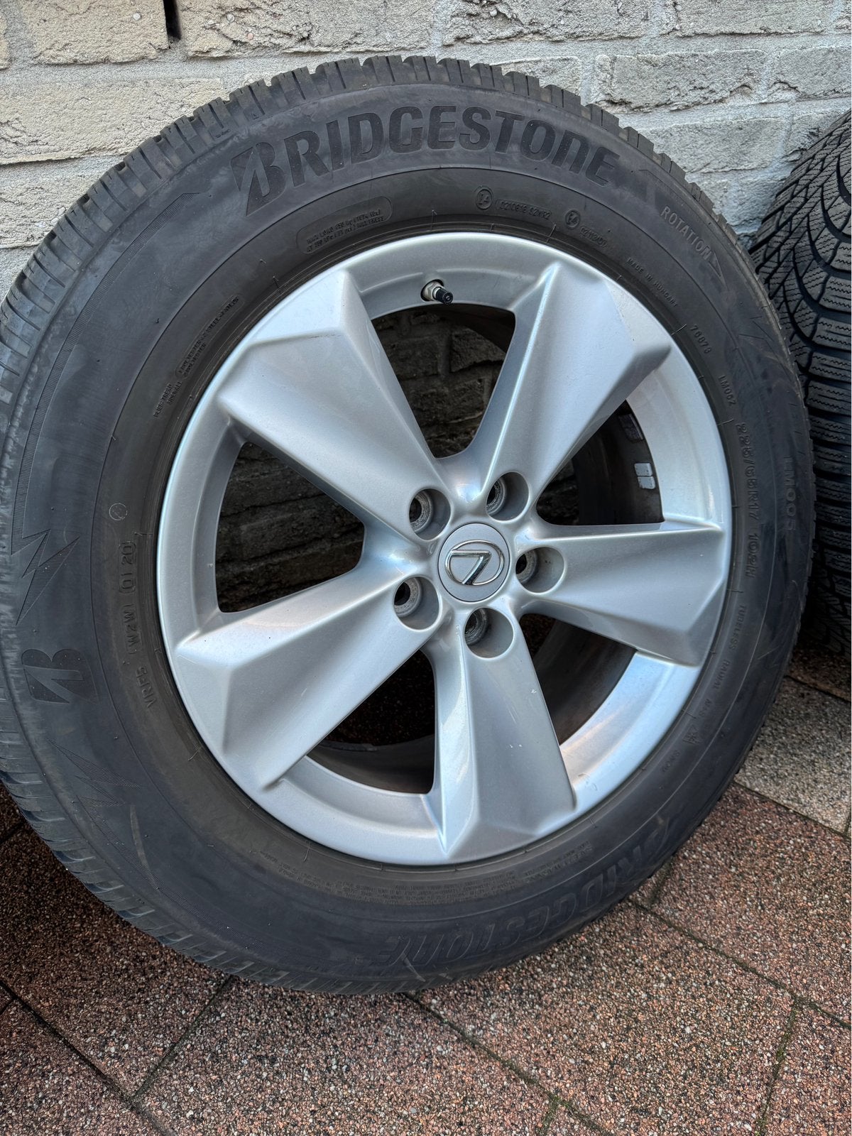 Jantes 17 pouces Lexus NX avec pneus d'hiver, Pneus et Jantes, Pneus hiver, Véhicule de tourisme, 17 pouces