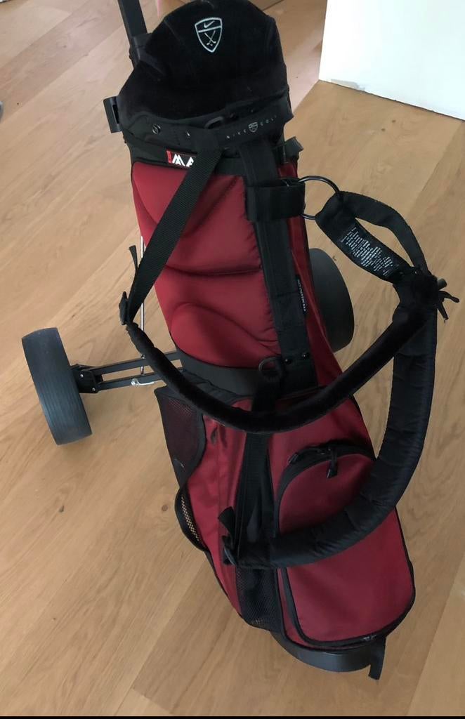 Golftas van Nike Max + 7 golfclubs + golftrolley, Ophalen, Zo goed als nieuw