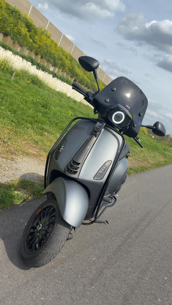 vespa sprint a-klasse 50cc, Vélos & Vélomoteurs, Scooters | Vespa, Enlèvement ou Envoi, Comme neuf