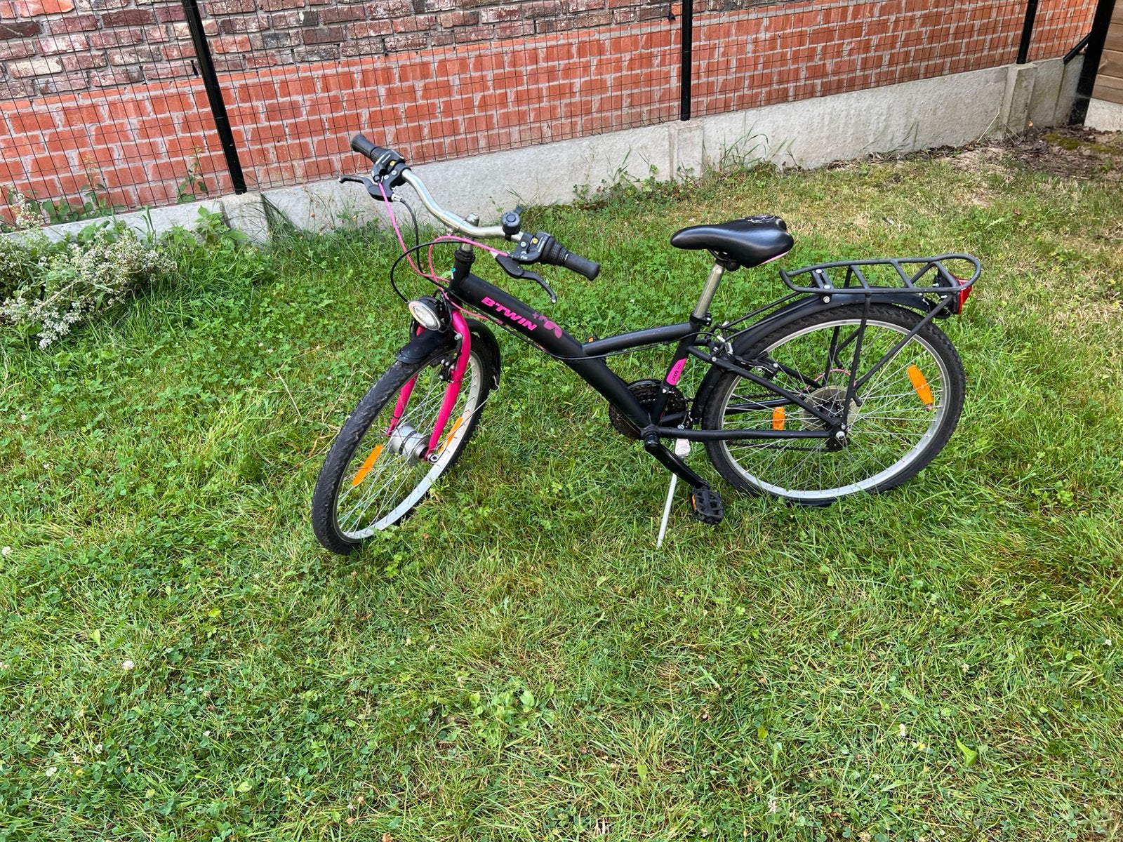 Mountainbike zwart roze, Ophalen, Zo goed als nieuw