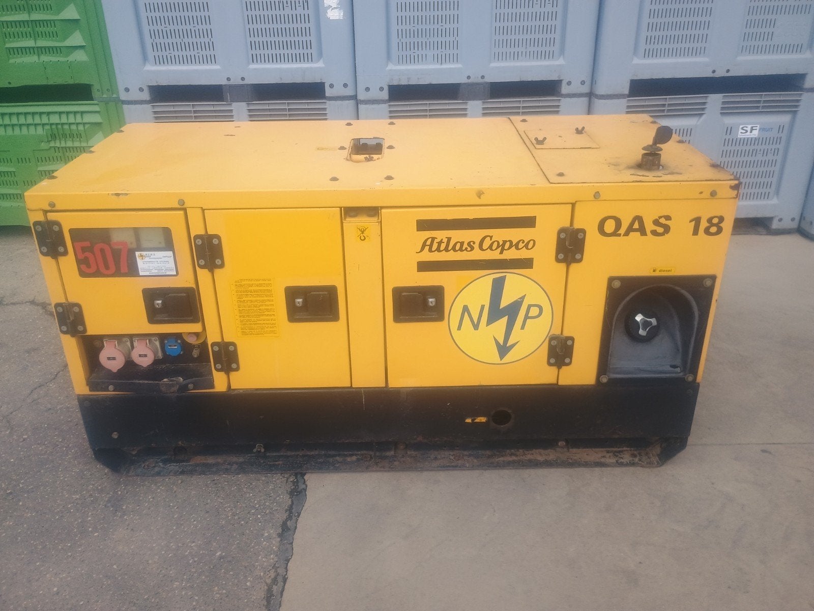 Stroomgenerator atlas Copco (generatorgedeelte defect), Ophalen