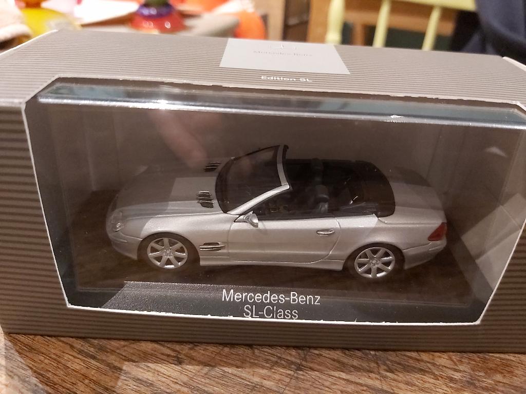 Minichamps Mercedes SL Cabriolet gris 1/43, Ophalen of Verzenden, Nieuw, Auto, MiniChamps