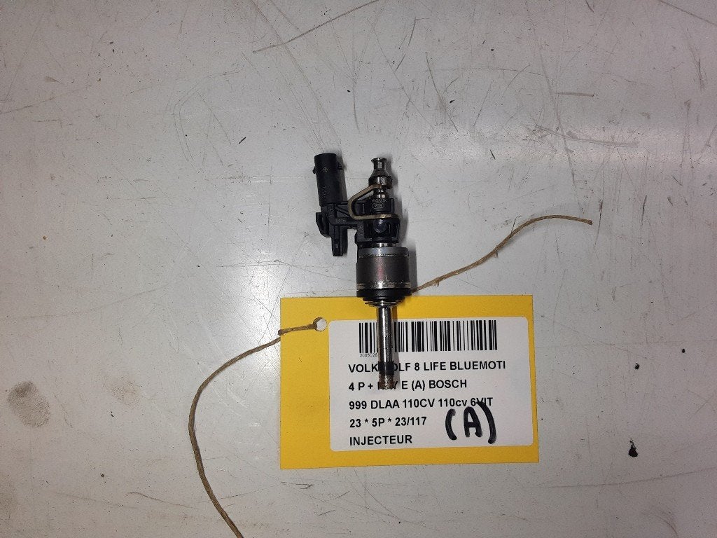 INJECTEUR Volkswagen Golf VIII (CD1) (0261500443), Volkswagen, Volkswagen AG, Utilisé, Kundenbetreuung@volkswagen.de