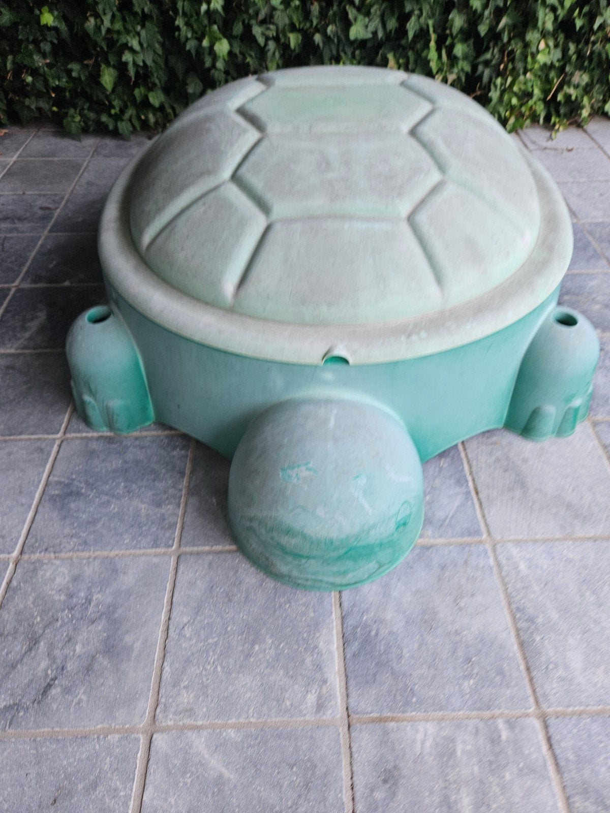 bac à sable tortue a donner, Utilisé