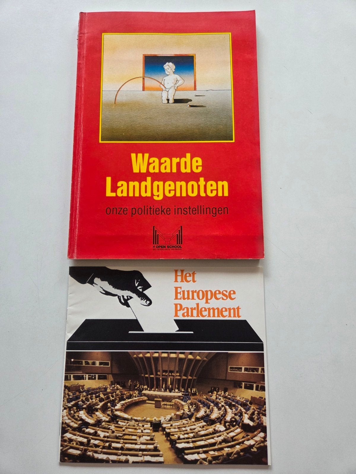 Waarde Landgenoten + Het Europees parlement, Boeken, Ophalen of Verzenden, Gelezen