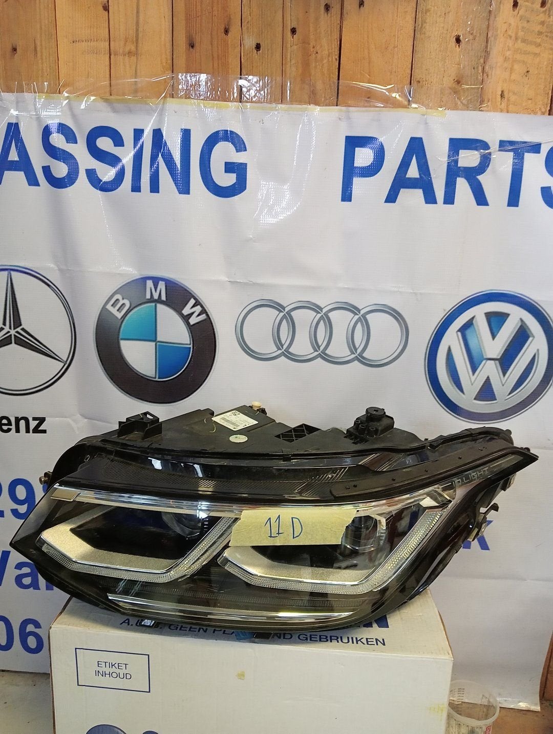 Koplamp Volkswagen Tiguan FL IQ Light Matrix 5NN941081D Link, Volkswagen, -, Utilisé, -