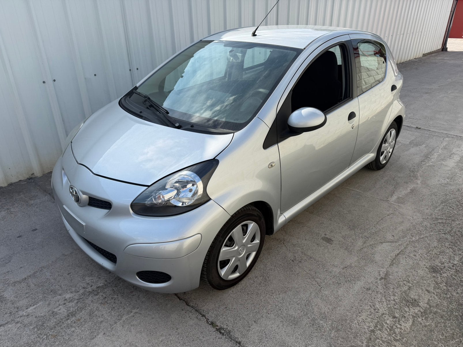 Toyotq Aygo essence Carplay, Auto's, Particulier, Apple Carplay, Aygo, Te koop