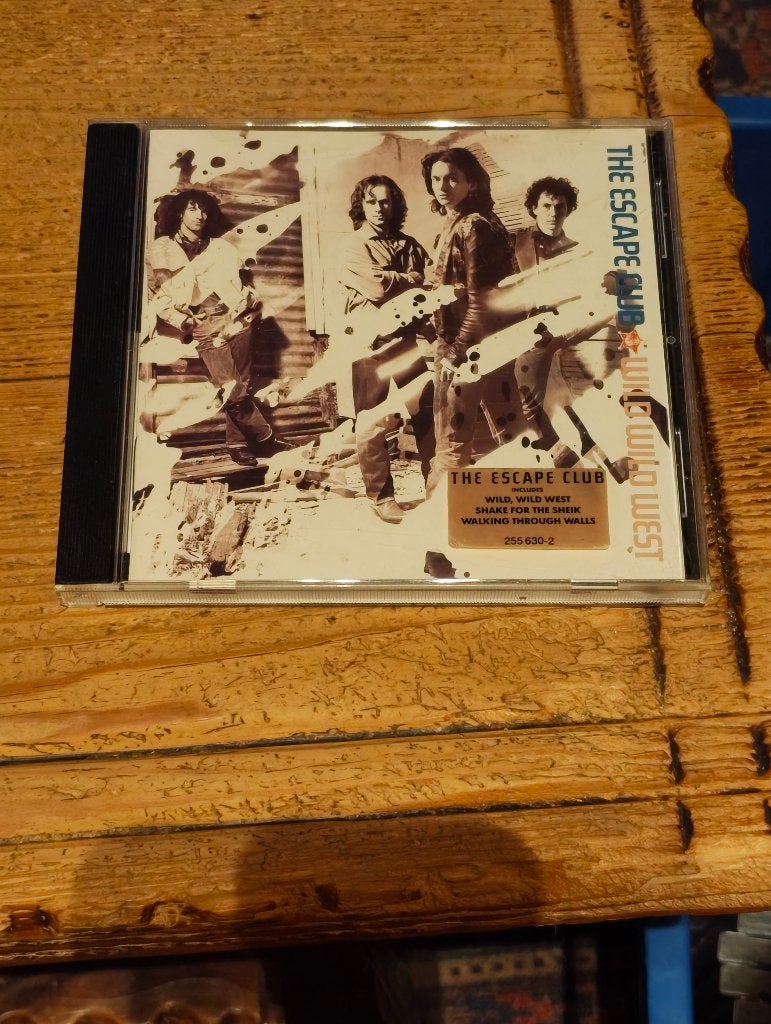Cd van The Escape Club, Ophalen of Verzenden, Zo goed als nieuw, Poprock