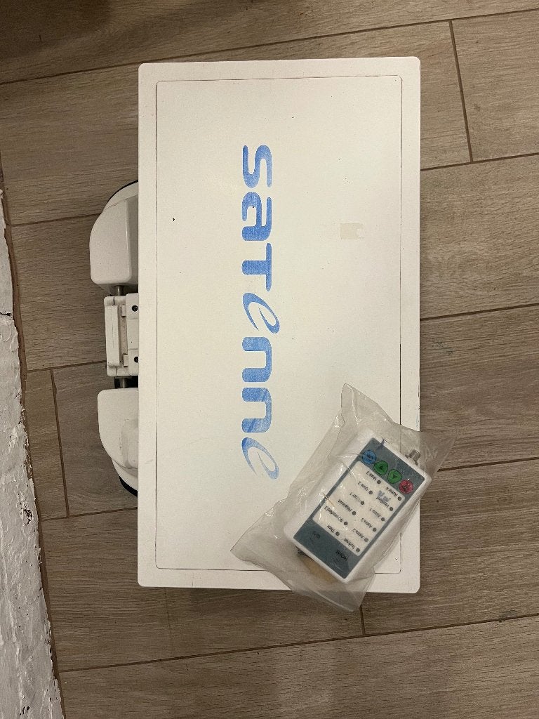 Antenne satellite automatique pour bateau, Sports nautiques & Bateaux, Enlèvement, Utilisé, Moteur et Technique