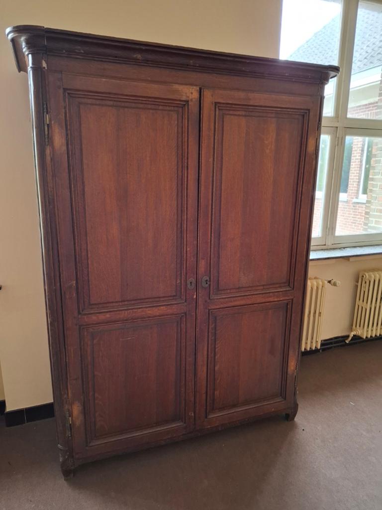 Armoire Louis-Philippe ancienne en bois massif, Maison & Meubles, Enlèvement, Inconnu, Inconnu, Inconnu