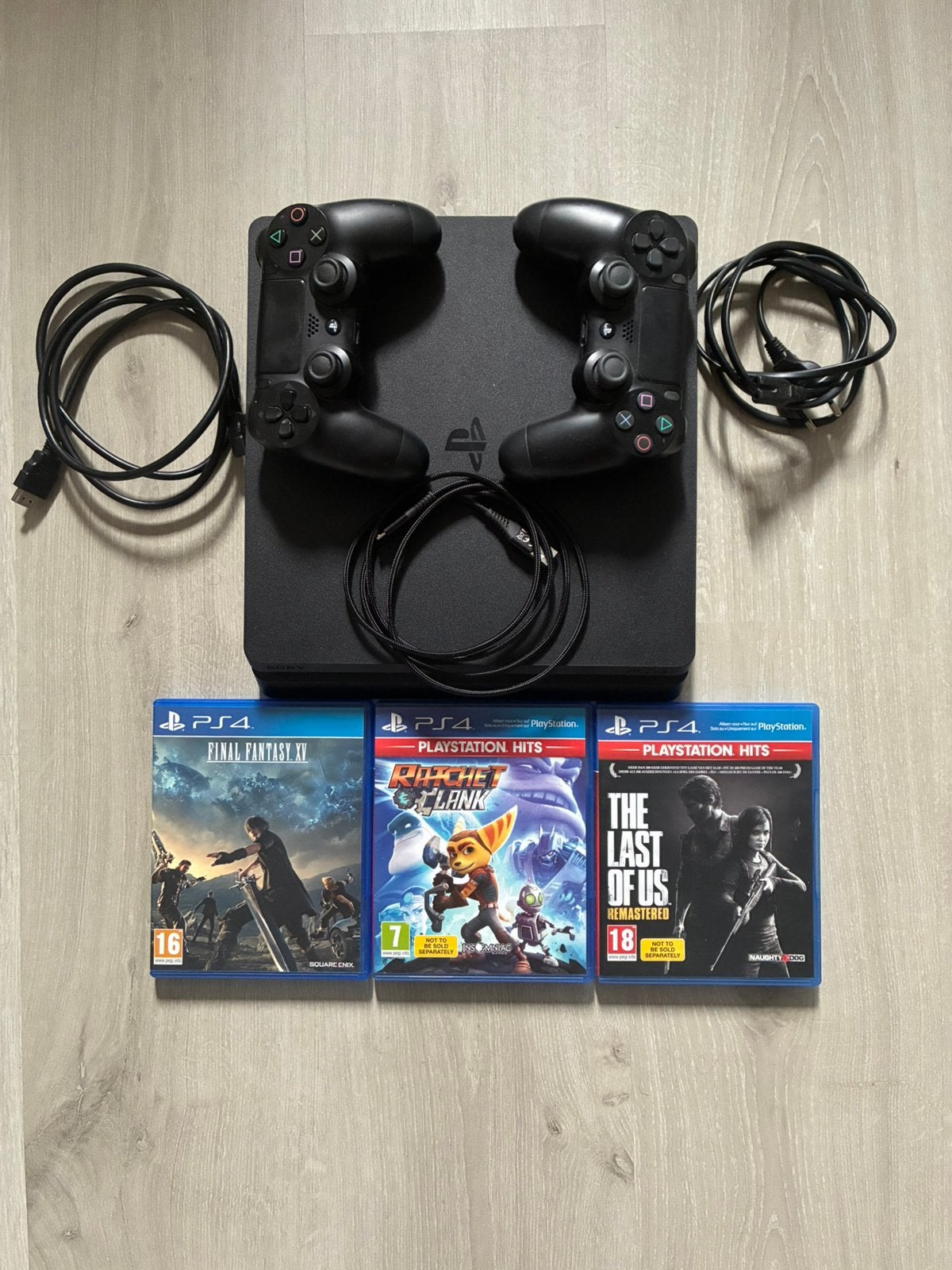 PlayStation 4 slim 500gb, 500 GB, Utilisé, Avec jeux, Envoi