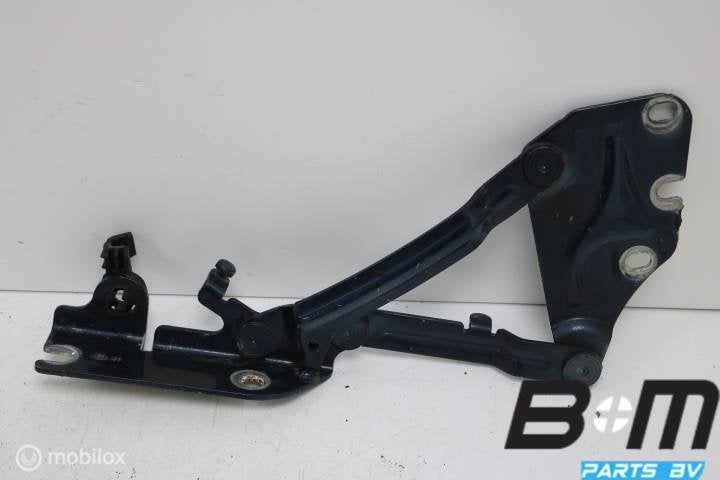 Motorkapscharnier links VW Golf Plus LC5F 5M0823301, Gebruikt