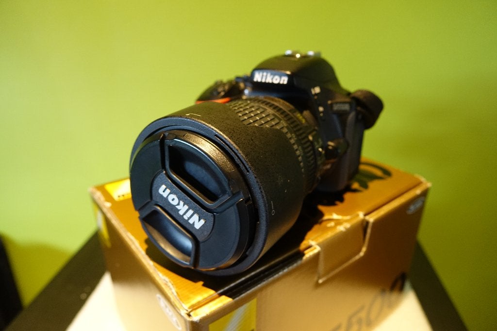 Nikon D5500 NIEUW + Obj. 18-105 MM, Audio, Tv en Foto, Spiegelreflex, Nieuw, Ophalen of Verzenden, Lensdop