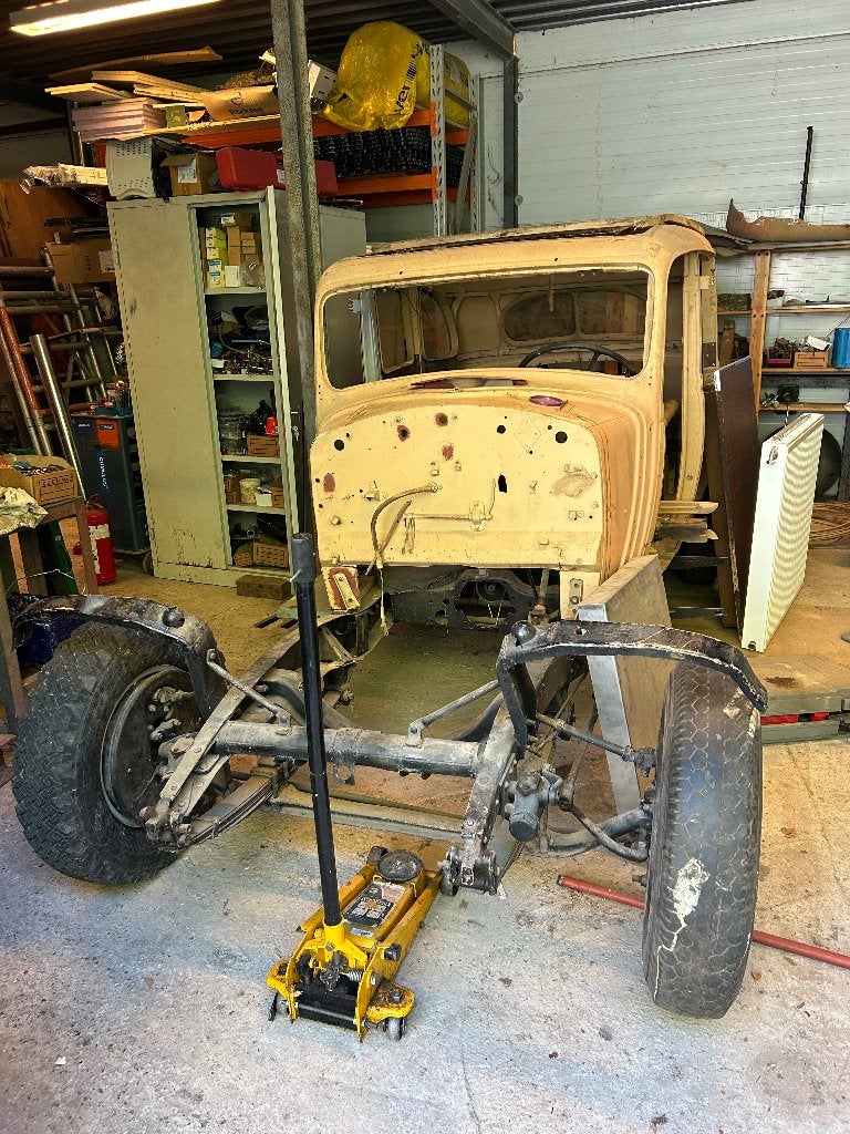 Oldtimerproject Renault KZ24  bj 1935, Auto's, Oldtimers, 4 deurs, Renault, Handgeschakeld, 6 zetels