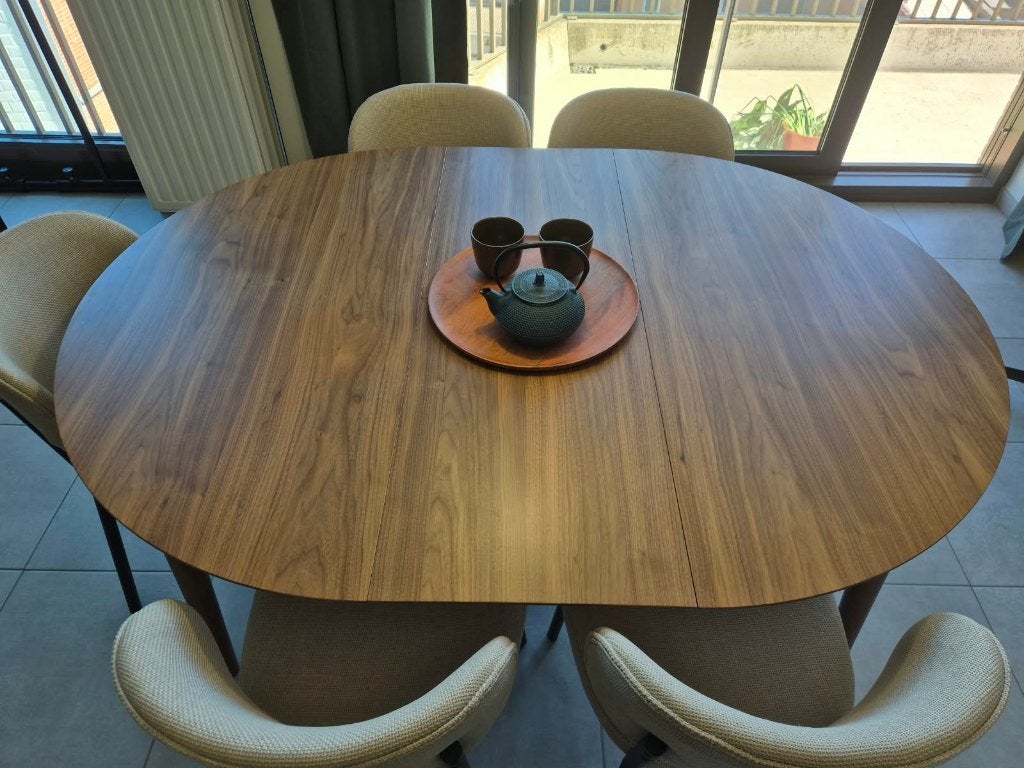 Uittrekbare walnoten eettafel ACTO – €325, Ophalen, Gebruikt, Mid century modern, Vijf personen of meer