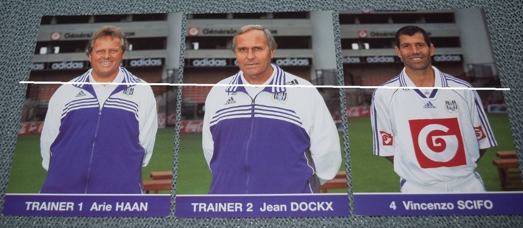 RSC Anderlecht/1998 - 1999/30 photos/15 x 10 cm, Envoi, Comme neuf, Cartes de joueur