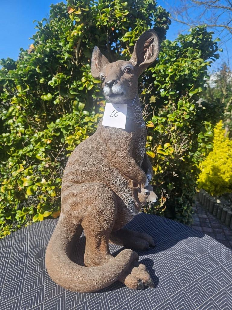 Polyester kangeroo beeld, Enlèvement, Neuf, Synthétique, Animal
