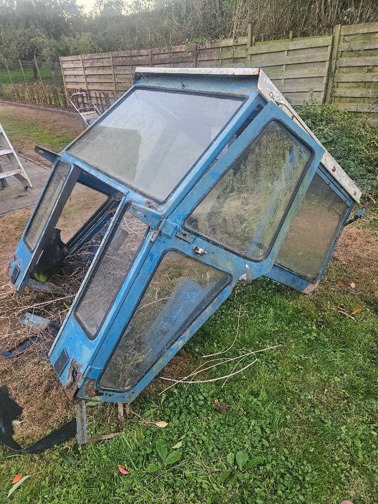 Ford 4000 tractor  brill cabine, Articles professionnels, Enlèvement, Ford