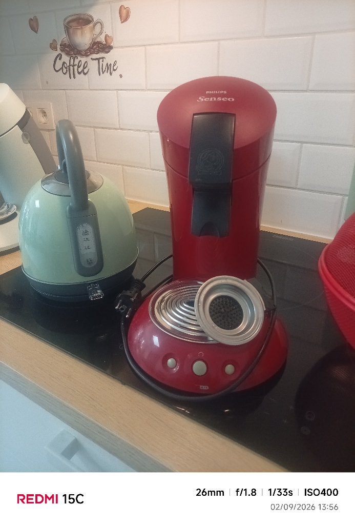 P'tits électroménagers Philips rouge, Machine à espresso, Réservoir d'eau amovible, Comme neuf, Enlèvement
