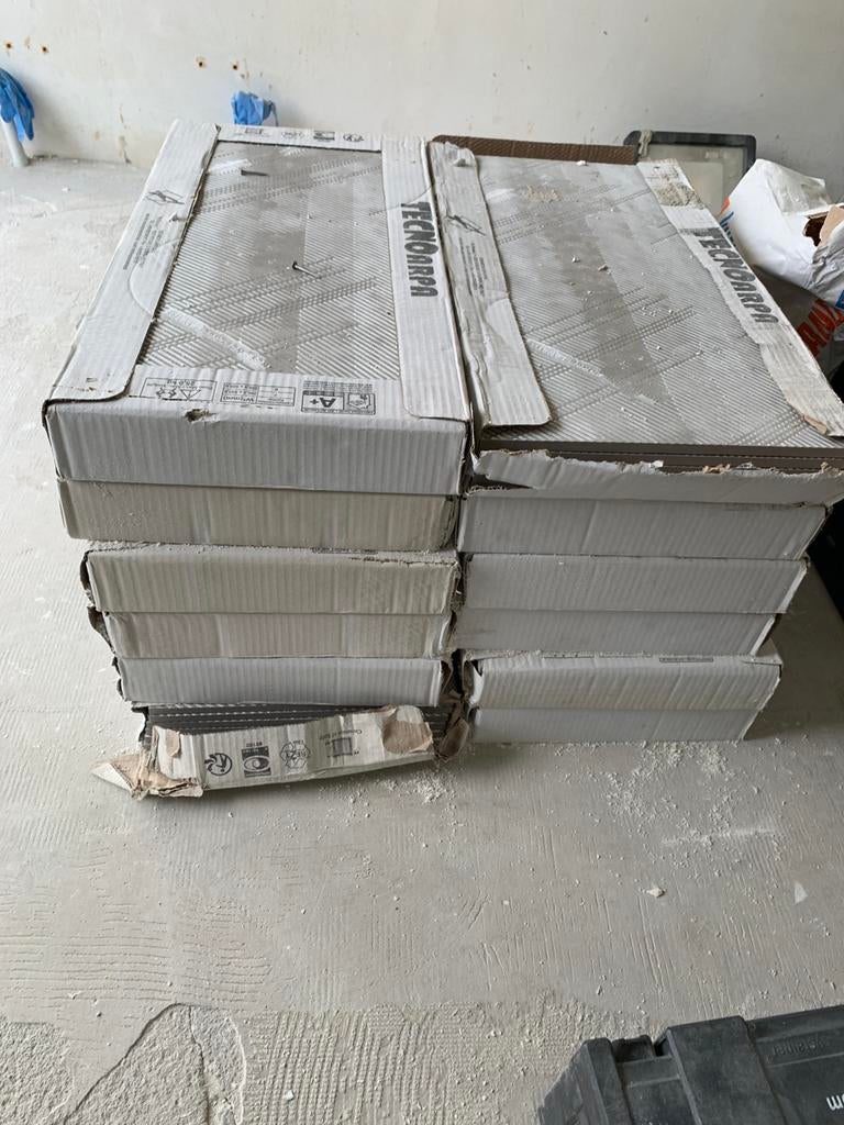 Vloer-wandtegel, grijze kleur, 12 vierkante meter, Neuf, 60 cm ou plus, Carrelage de sol, Céramique