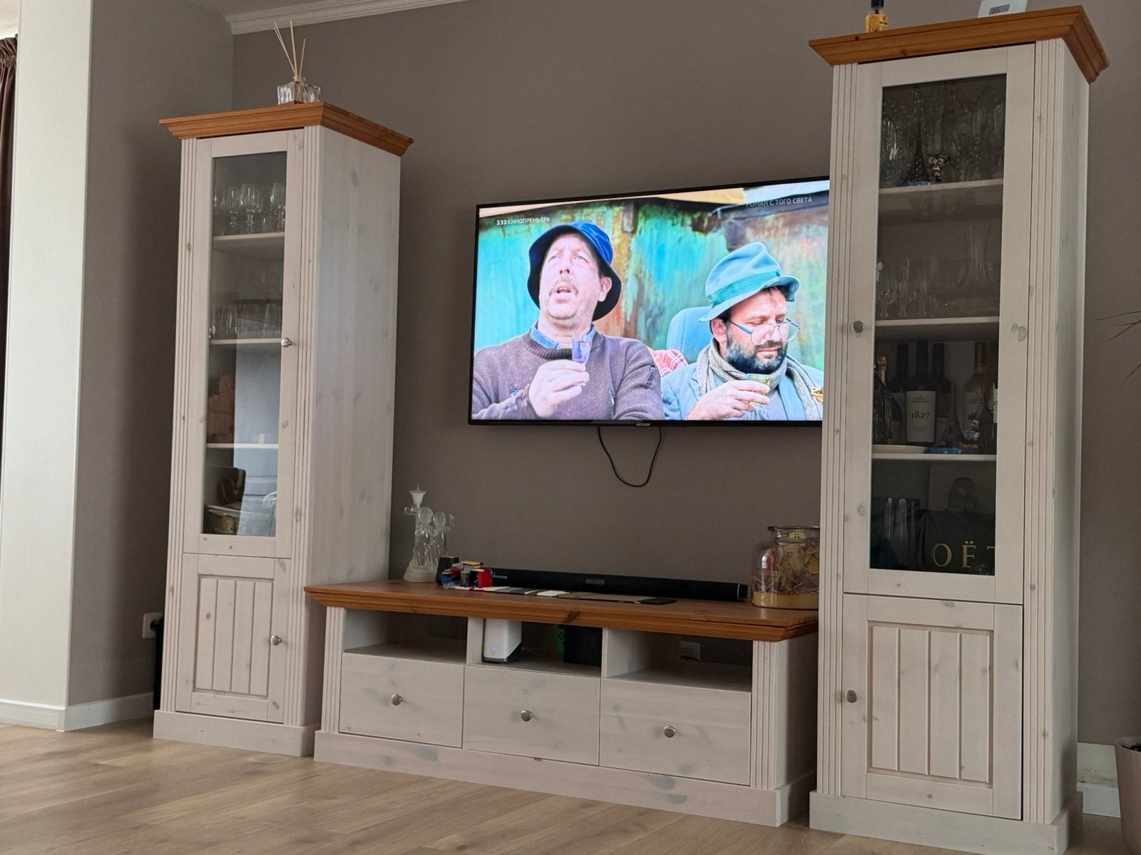 TV meubel’s, Ophalen