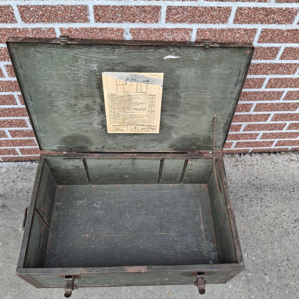 Boîte 3 de la Seconde Guerre mondiale américaine, Enlèvement, Armée de terre, Caisse ou Géocache