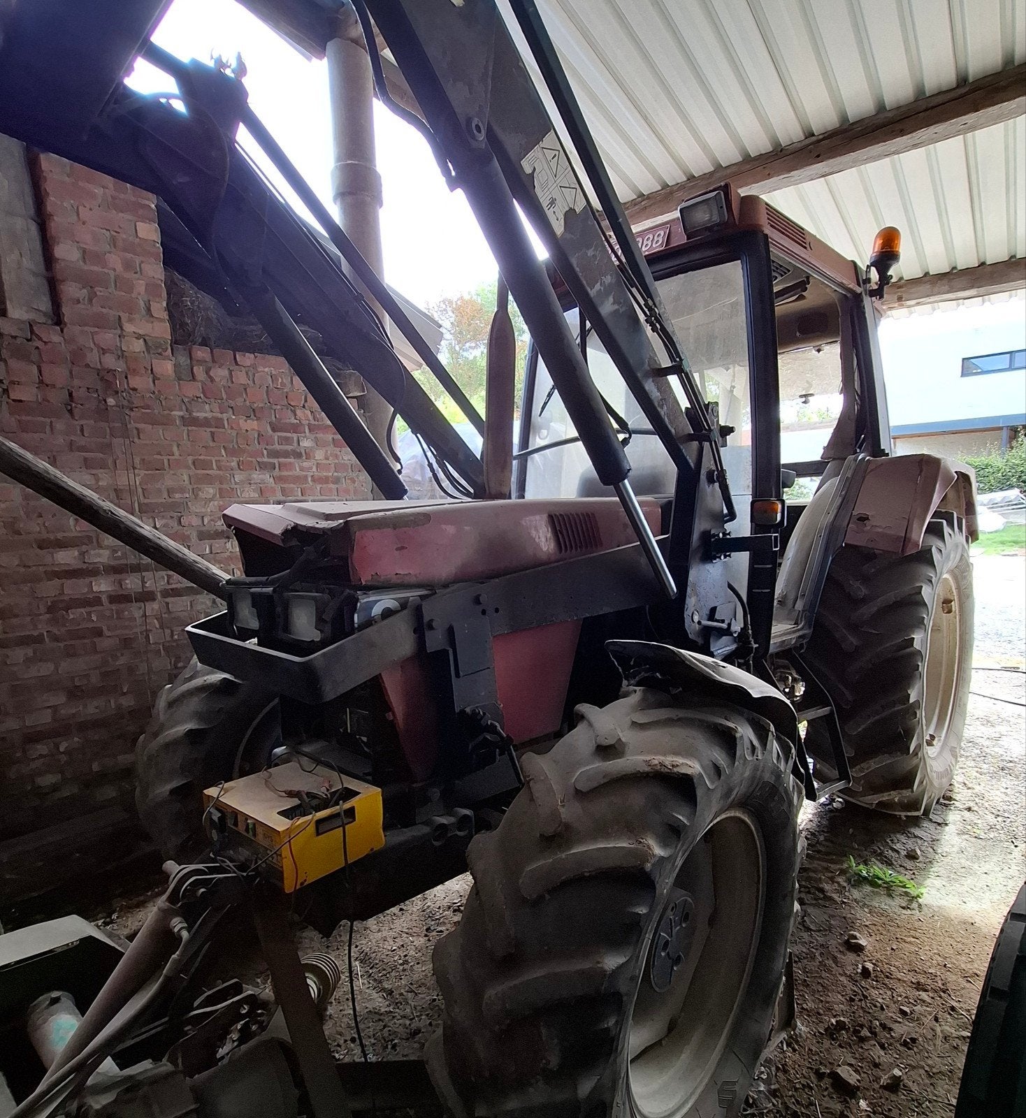Case 845XL 4x4 avec chargeur frontal, Enlèvement